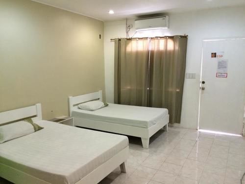 Night & Day Inn Легазпи Екстериор снимка